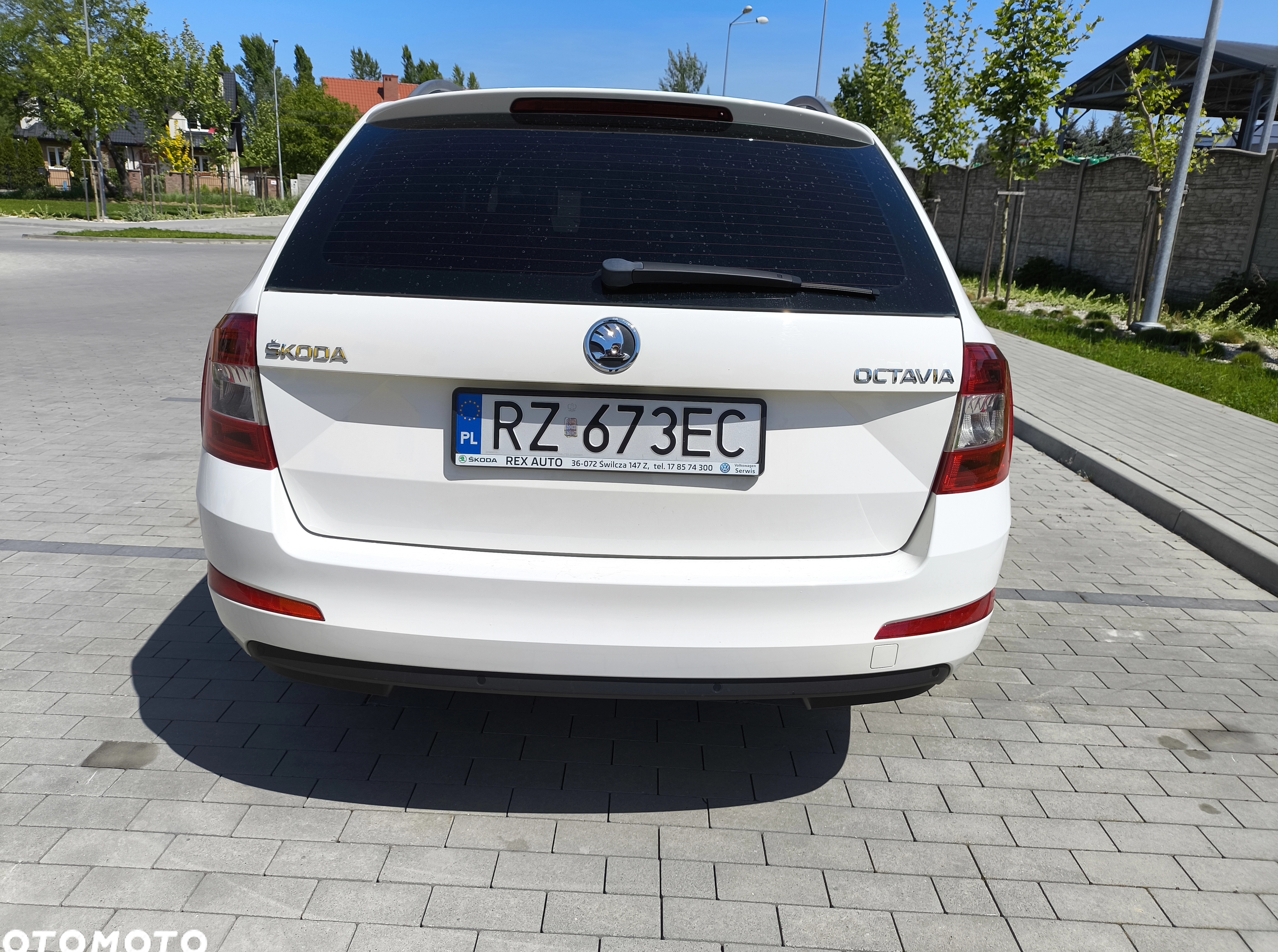 Skoda Octavia cena 29900 przebieg: 265000, rok produkcji 2014 z Rzeszów małe 37